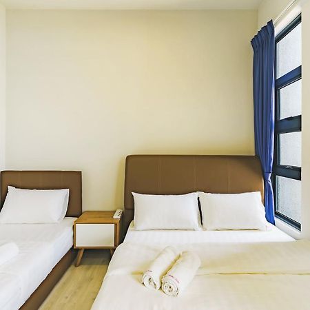 Full Seaview 2R1B Condo For 6Pax In Kota Kinabalu Exteriér fotografie