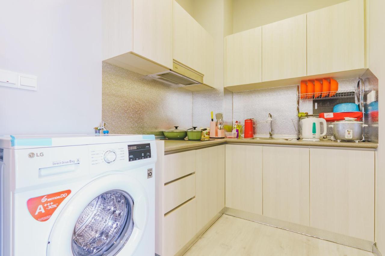 Full Seaview 2R1B Condo For 6Pax In Kota Kinabalu Exteriér fotografie